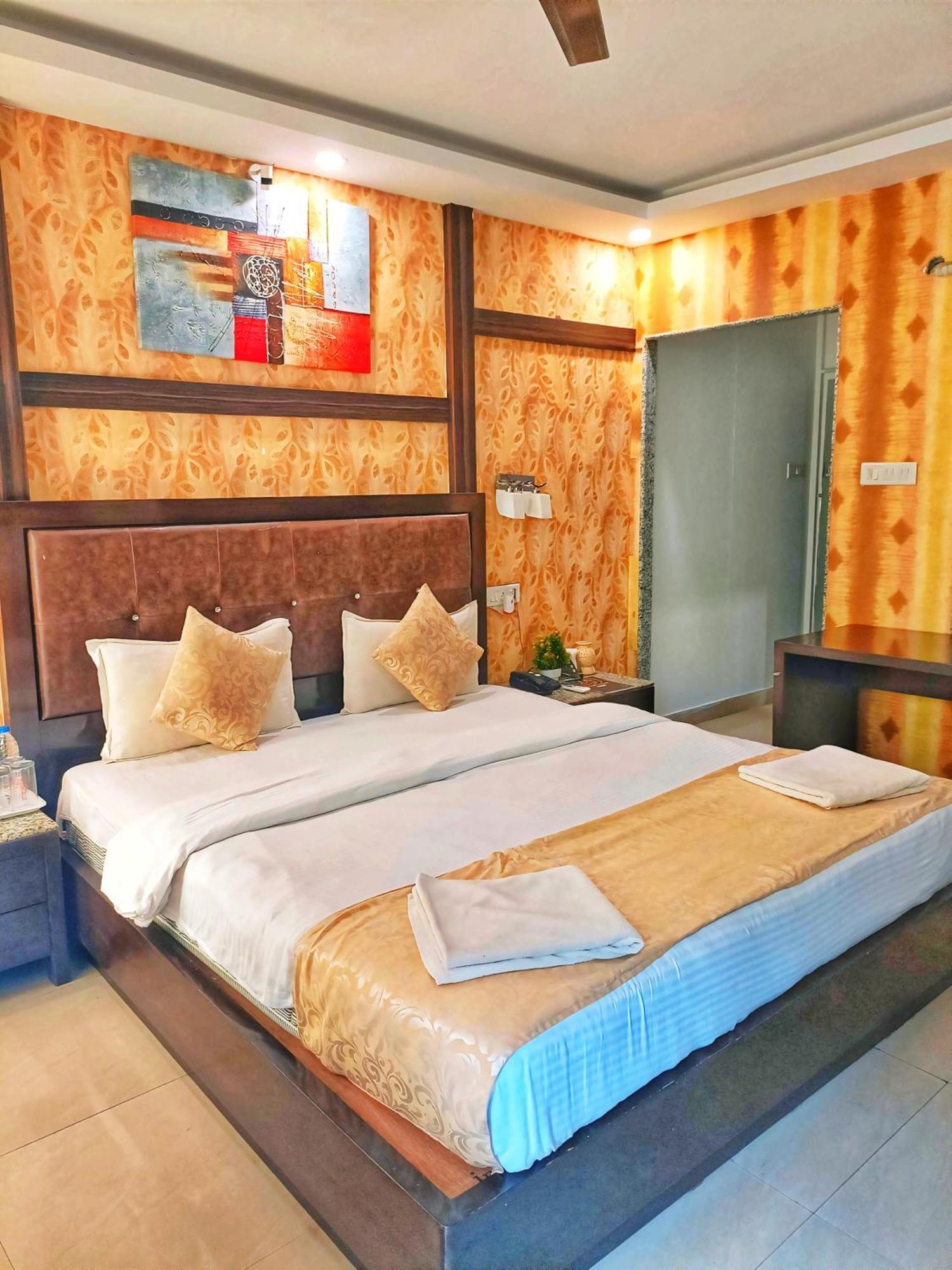 Fusion Resorts Candolim Exterior photo