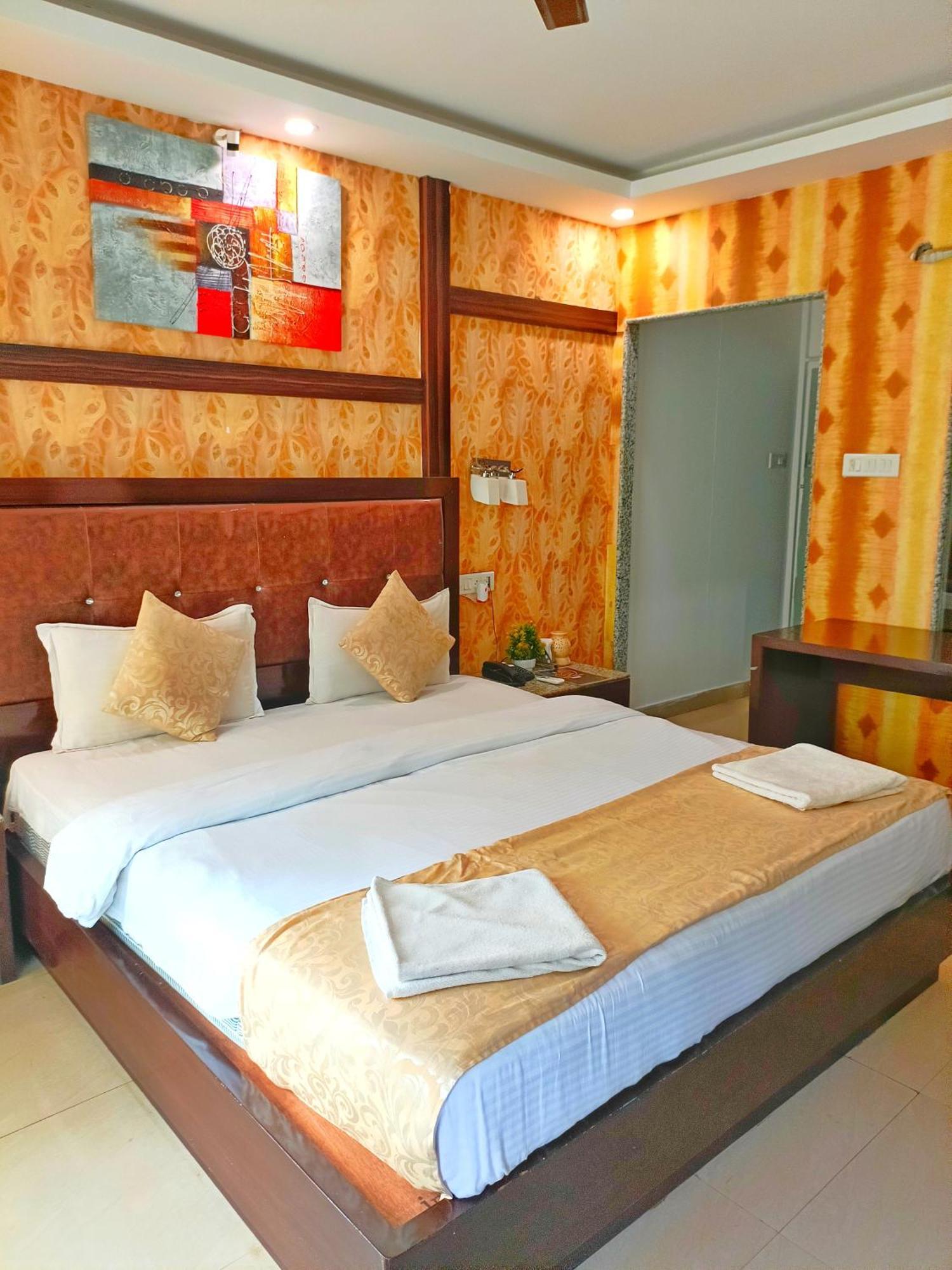 Fusion Resorts Candolim Exterior photo